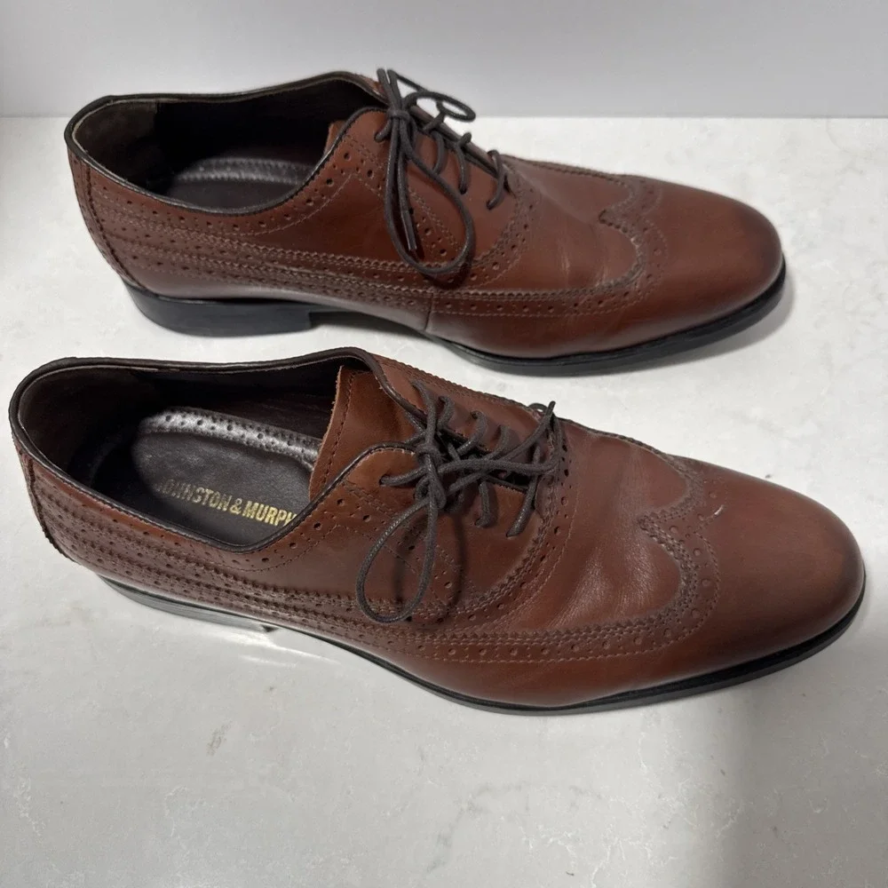Johnson & Murphy   Wingtip Leather Oxford Brown Size 11 1/2 Excellent